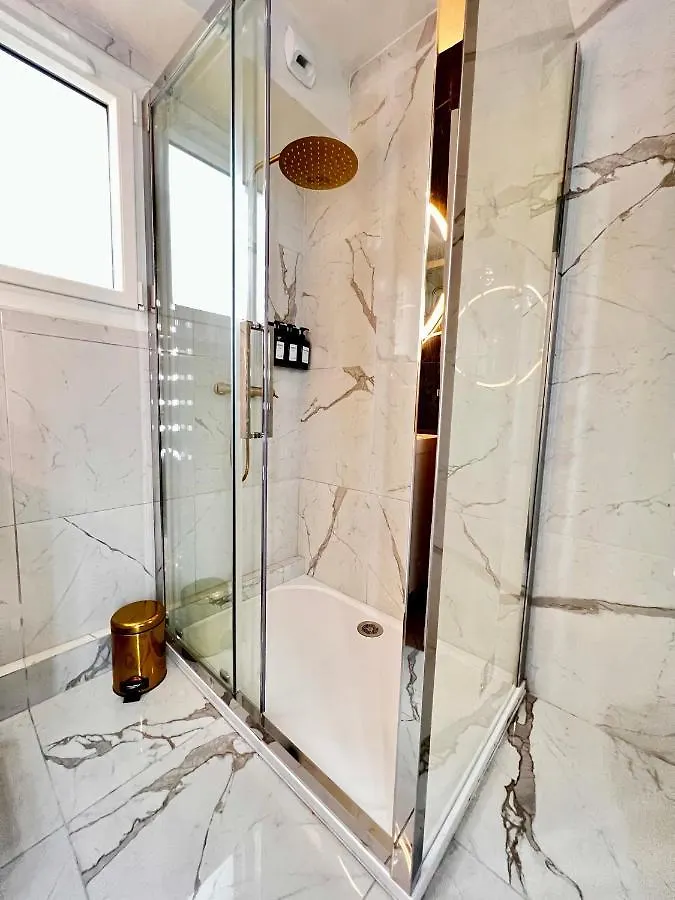 Palais 5Min Luxury&Cinema Studio Cannes Apartment
